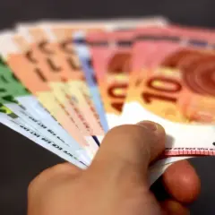 Jak bezpiecznie zrezygnować z planu inwestycyjnego AXA ze składką regularną