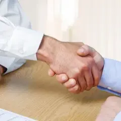 Jak prawidłowo przygotować aneks do umowy najmu przy zmianie najemcy w 2 krokach
