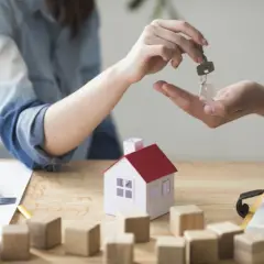 Kredyt hipoteczny w UK: jak krok po kroku uzyskać finansowanie domu