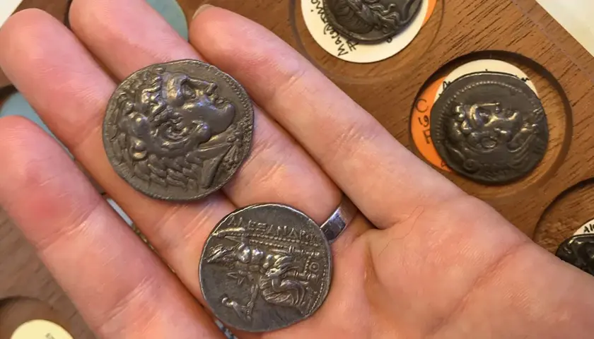Jaką walutę miała Grecja przed euro? Historia drachmy w pigułce