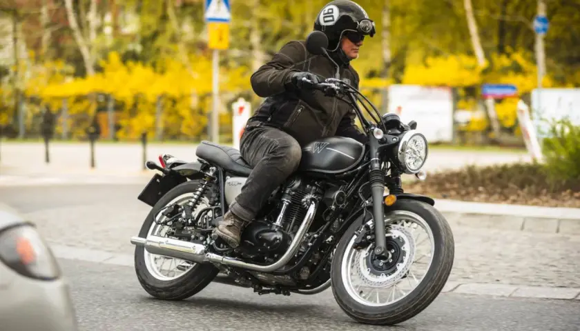 Czy warto inwestować w stare motocykle - fakty i mity o zarabianiu na klasykach
